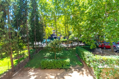 Apartment for sale in Alcorcon, Madrid, Spain 3 bedrooms, 100 sq.m. No. 195168 - photo 3