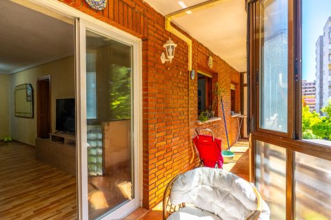 Apartment for sale in Alcorcon, Madrid, Spain 3 bedrooms, 100 sq.m. No. 195168 - photo 9