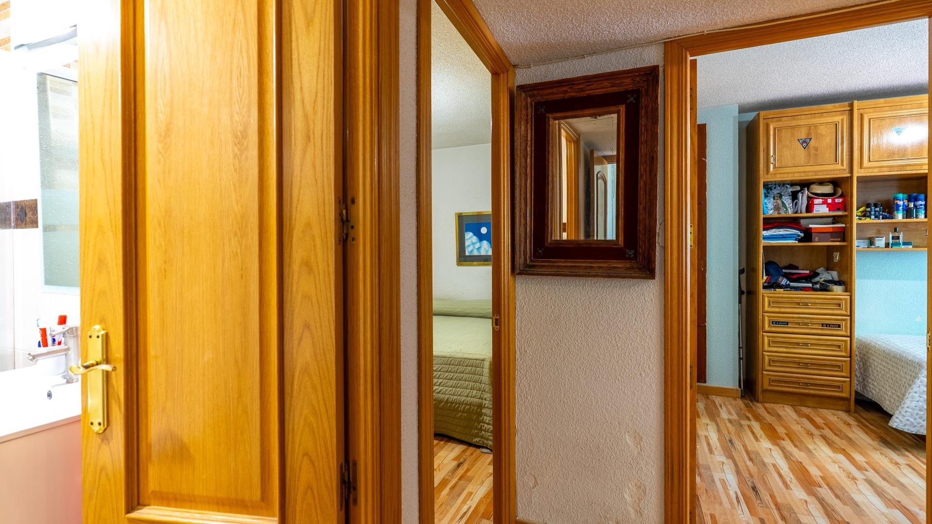 Apartment in Alcorcon, Madrid, Spain 3 bedrooms, 100 sq.m. No. 195168