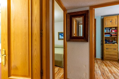 Apartment for sale in Alcorcon, Madrid, Spain 3 bedrooms, 100 sq.m. No. 195168 - photo 24