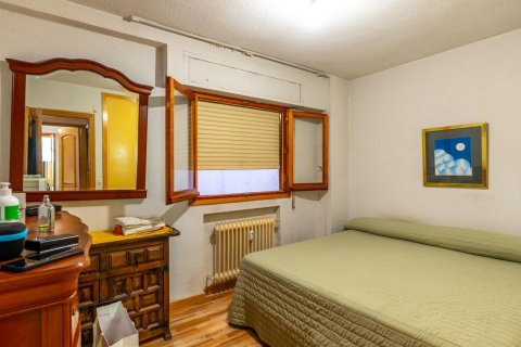 Apartment for sale in Alcorcon, Madrid, Spain 3 bedrooms, 100 sq.m. No. 195168 - photo 28