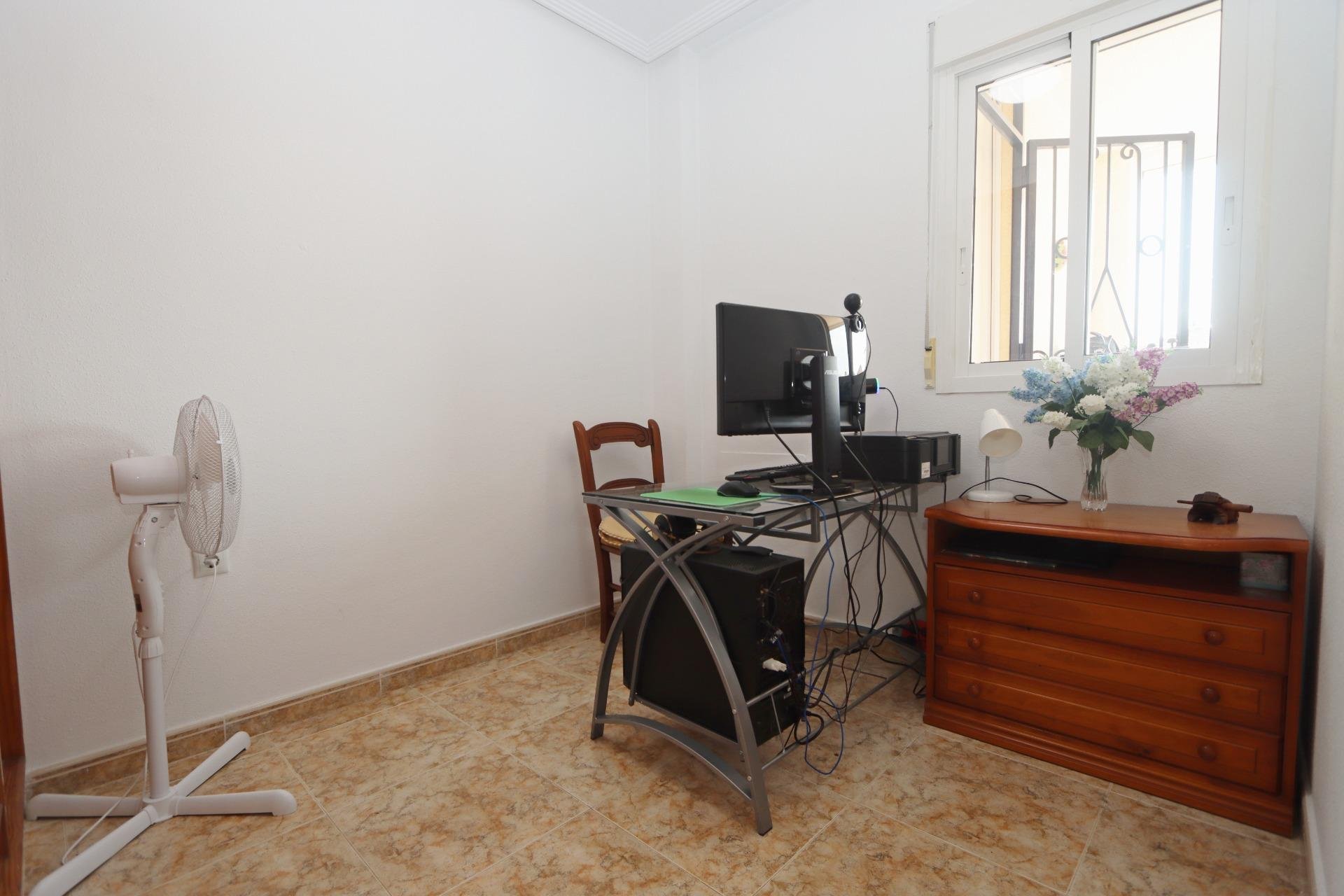 Apartment à Alicante, Espagne 1 chambre, 72 m2 No. 195170