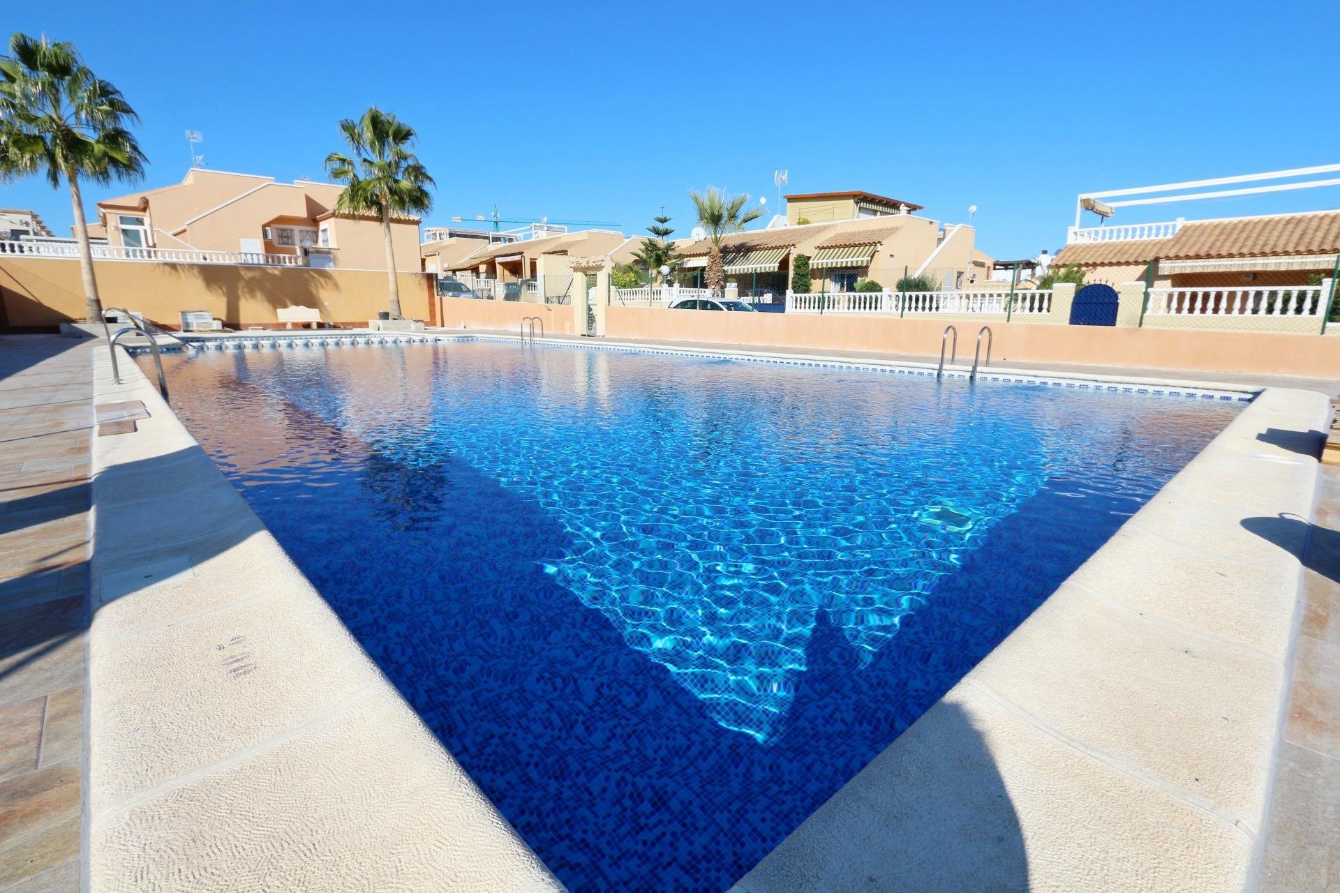 Apartment à Alicante, Espagne 1 chambre, 72 m2 No. 195170