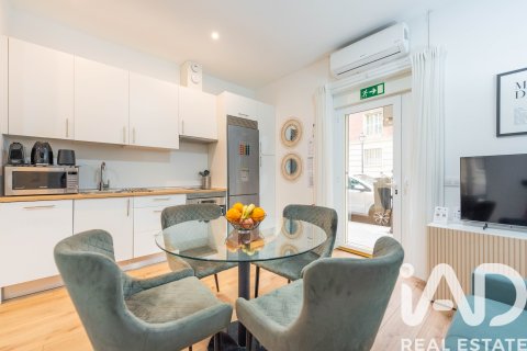Продажа квартиры в Мадрид, Испания 1 спальня, 30м2 №187702 - фото 11