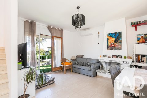 Продажа дома в Эль-Вендрель, Таррагона, Испания 6 спален, 227м2 №187700 - фото 18