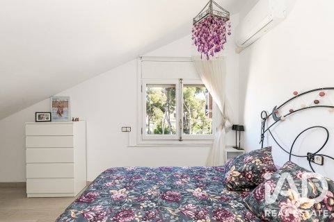 Продажа дома в Эль-Вендрель, Таррагона, Испания 6 спален, 227м2 №187700 - фото 29