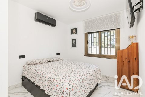 Продажа дома в Эль-Вендрель, Таррагона, Испания 6 спален, 227м2 №187700 - фото 11