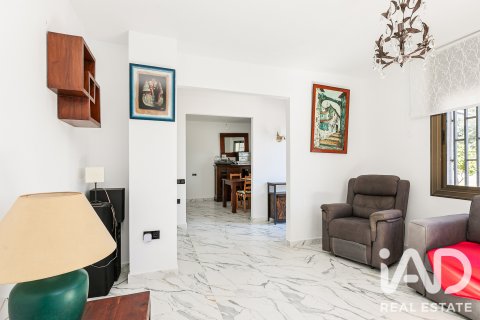 Продажа дома в Эль-Вендрель, Таррагона, Испания 6 спален, 227м2 №187700 - фото 5