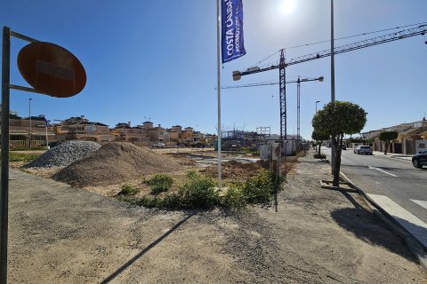 Сasa en venta en Torre de la Horadada, Alicante, España 3 dormitorios, 87 m2 No. 175725 - foto 16
