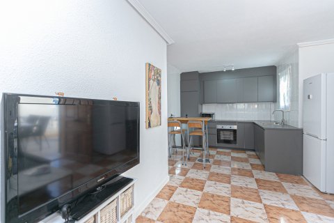 Продажа таухауса в Плайя Фламенка II, Аликанте, Испания 3 спальни, 74м2 №189253 - фото 11