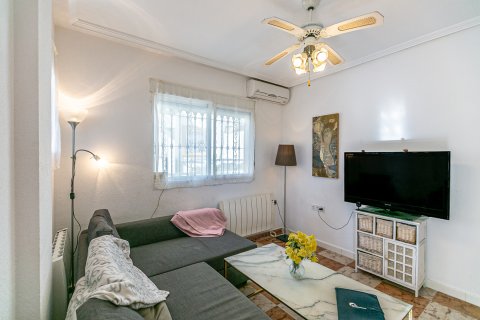 Продажа таухауса в Плайя Фламенка II, Аликанте, Испания 3 спальни, 74м2 №189253 - фото 8