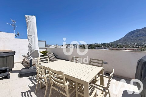 Takvåning till salu i Denia, Alicante, Spanien 3 sovrum, 120 kvm. Nr. 194334 - foto 23