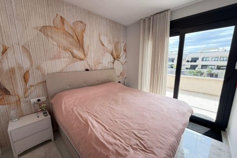 Huoneisto myytävänä La Florida, Alicante, Espanja, 3 makuuhuonetta, 270 m2 No. 189644 - kuva 8