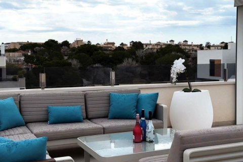 Huoneisto myytävänä La Florida, Alicante, Espanja, 3 makuuhuonetta, 270 m2 No. 189644 - kuva 2