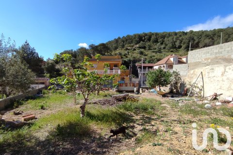 Terreno a Castellet i la Gornal, Barcelona, Spagna 628 mq. N° 185914