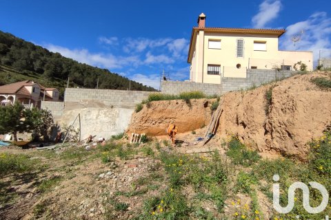 Parcela en venta en Castellet i la Gornal, Barcelona, España 628 m2 No. 185914 - foto 4