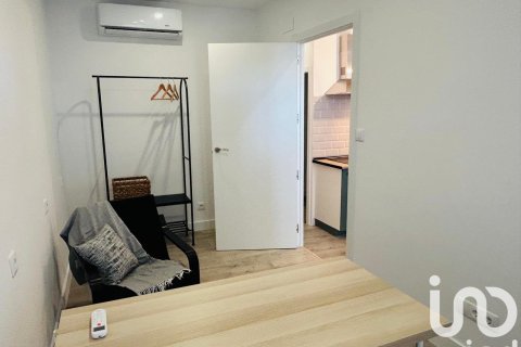 Продажа квартиры в Бадалона, Барселона, Испания 1 спальня, 32м2 №185916 - фото 5