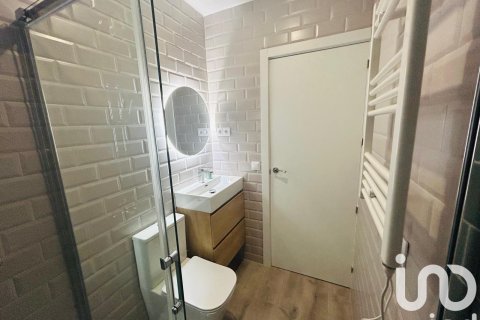 Продажа квартиры в Бадалона, Барселона, Испания 1 спальня, 32м2 №185916 - фото 9