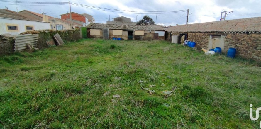 Terreno a Avila, Spagna 1640 mq. N° 185913