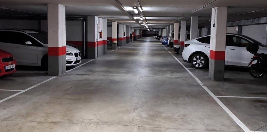 Parcheggio a Zaragoza, Spagna 12 mq. N° 185915