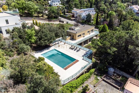 House in Matadepera, Barcelona, Spain 5 bedrooms, 580.6 sq.m. No. 186349