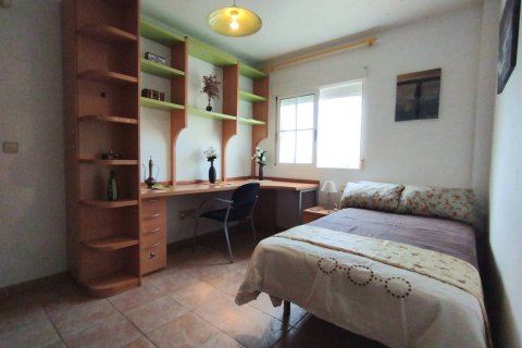 Huvila myytävänä Torrevieja, Alicante, Espanja, 6 makuuhuonetta, 338 m2 No. 137913 - kuva 24