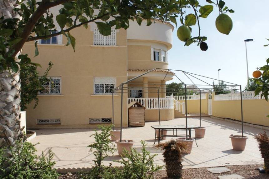 Willa w Torrevieja, Alicante, Hiszpania 6 sypialni, 338 mkw. nr 137913