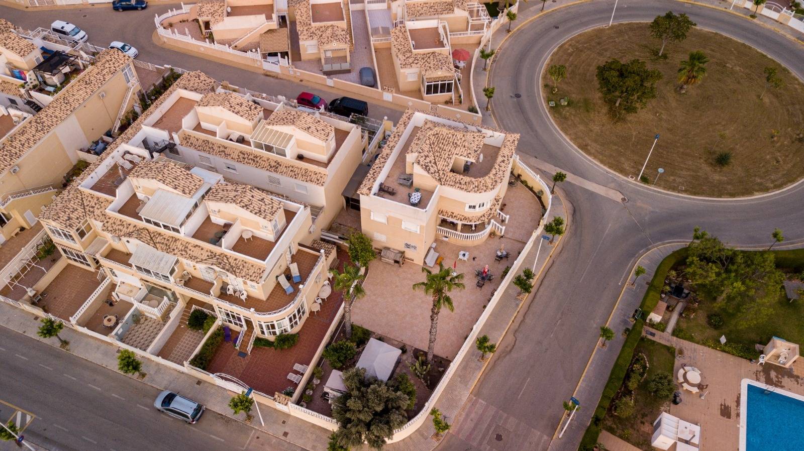 Willa w Torrevieja, Alicante, Hiszpania 6 sypialni, 338 mkw. nr 137913