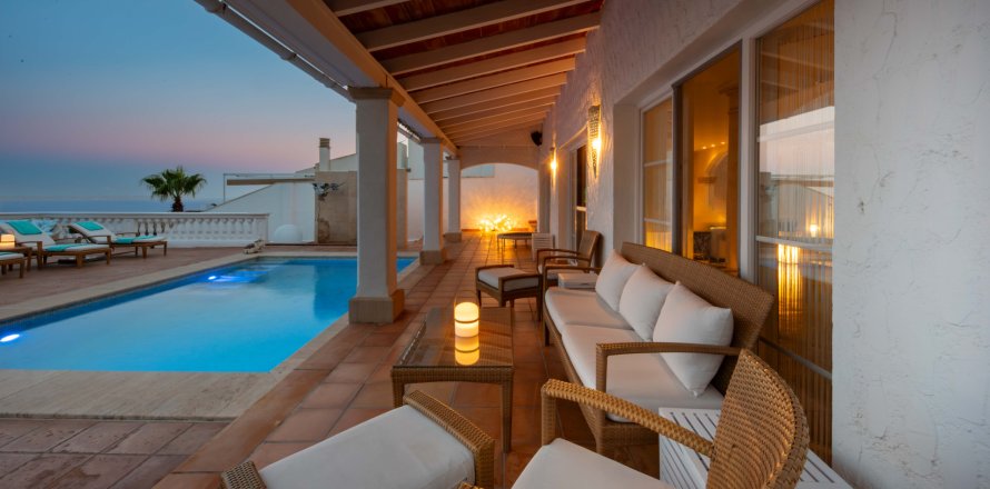 Villa Costa D'en Blanes, Mallorca, Spagna 5 camere da letto, 396 mq. N° 137528