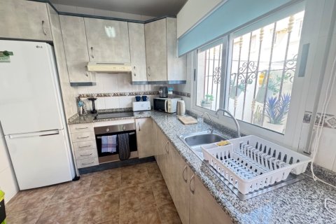 Kamienica w Playa Flamenca II, Alicante, Hiszpania 3 sypialnie, 80 mkw. nr 146125 – zdjęcie 10