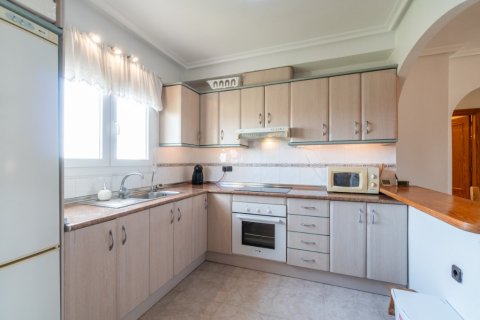 Продажа квартиры в Плайя Фламенка II, Аликанте, Испания 3 спальни, 122м2 №146124 - фото 9