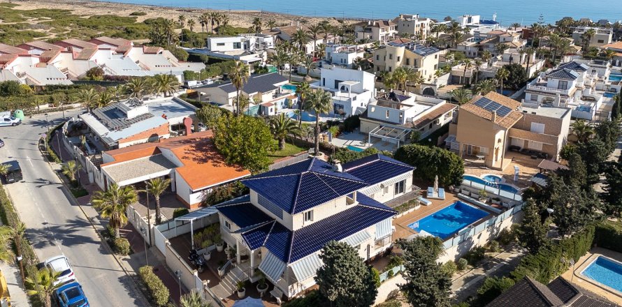 Вилла в Ла Мата, Аликанте, Испания 370м2 №165982