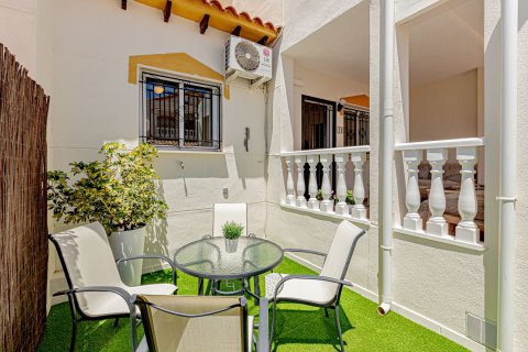 House for sale in La Florida, Alicante, Spain 82 sq.m. No. 165983 - photo 3