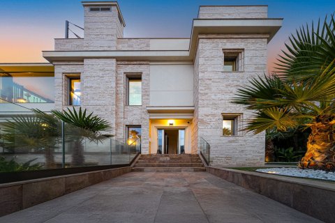 Villa pārdošanā La Zenia, Alicante, Spānijā 442 m2 Nr. 165984 - attēls 10