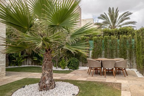 Villa pārdošanā La Zenia, Alicante, Spānijā 442 m2 Nr. 165984 - attēls 27