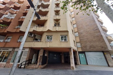 Apartment in Sant Boi de Llobregat, Barcelona, Spain 3 bedrooms, 76 sq.m. No. 167103
