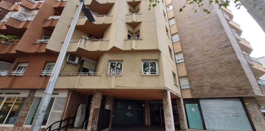 Apartment in Sant Boi de Llobregat, Barcelona, Spain 3 bedrooms, 76 sq.m. No. 167103