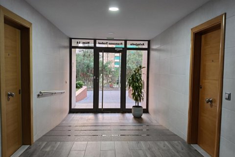 Apartament w Sabadell, Barcelona, Hiszpania 3 sypialnie, 99 mkw. nr 167099 – zdjęcie 2