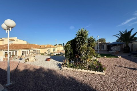 Villa en venta en Villamartin, Alicante, España 4 dormitorios, 341 m2 No. 166042 - foto 5