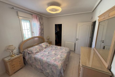 Villa en venta en Villamartin, Alicante, España 4 dormitorios, 341 m2 No. 166042 - foto 22