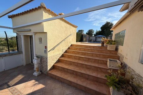 Villa en venta en Villamartin, Alicante, España 4 dormitorios, 341 m2 No. 166042 - foto 12