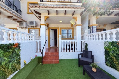 House à vendre à Alicante, Espagne, 3 chambres, 75 m2 No. 166043 - photo 4