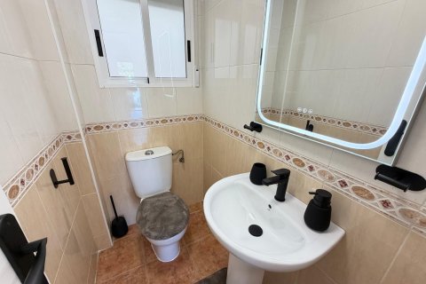 House à vendre à Alicante, Espagne, 3 chambres, 75 m2 No. 166043 - photo 23