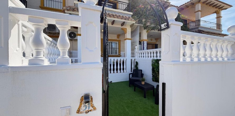 House à Alicante, Espagne 3 chambres, 75 m2 No. 166043