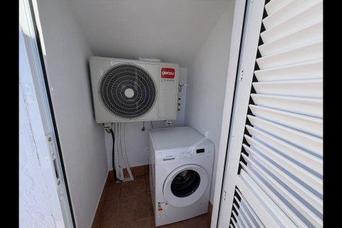 House for sale in Nueva Torrevieja, Alicante, Spain 2 bedrooms, 90 sq.m. No. 166041 - photo 28