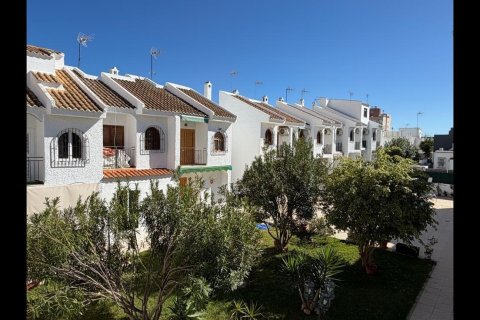 House for sale in Nueva Torrevieja, Alicante, Spain 2 bedrooms, 90 sq.m. No. 166041 - photo 29