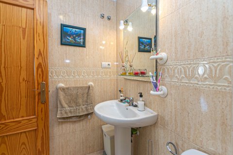 Penthouse for sale in Torrevieja, Alicante, Spain 89 sq.m. No. 166046 - photo 26