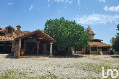 Zamek w El Mila, Tarragona, Hiszpania 8 sypialni, 820 mkw. nr 154229 – zdjęcie 2