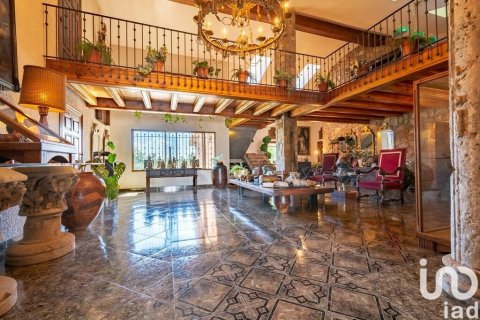 Zamek w El Mila, Tarragona, Hiszpania 8 sypialni, 820 mkw. nr 154229 – zdjęcie 14