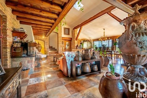 Zamek w El Mila, Tarragona, Hiszpania 8 sypialni, 820 mkw. nr 154229 – zdjęcie 9